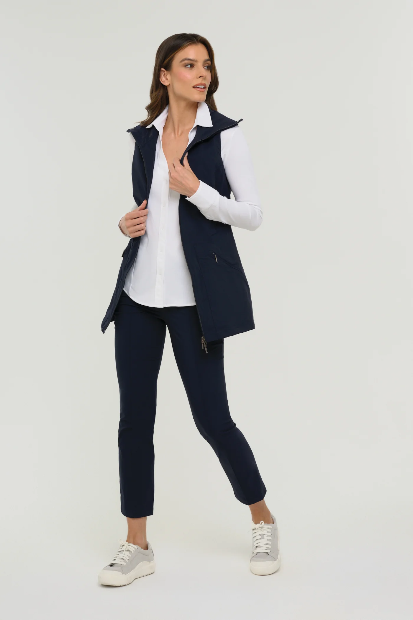 Delaney Travel Vest - Image 7