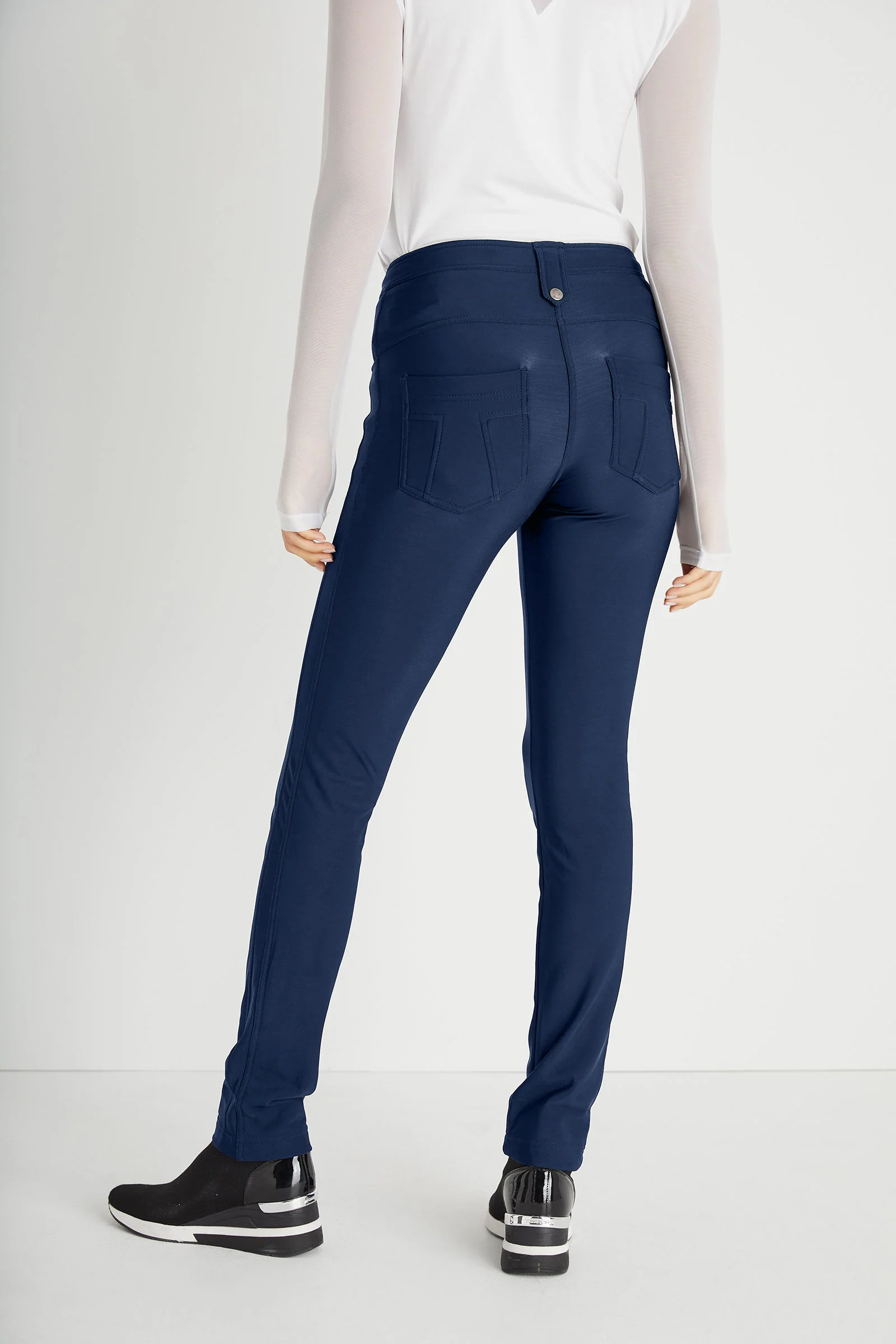 Skyler Cozy Fleece-Lined Travel Pant - Image 16