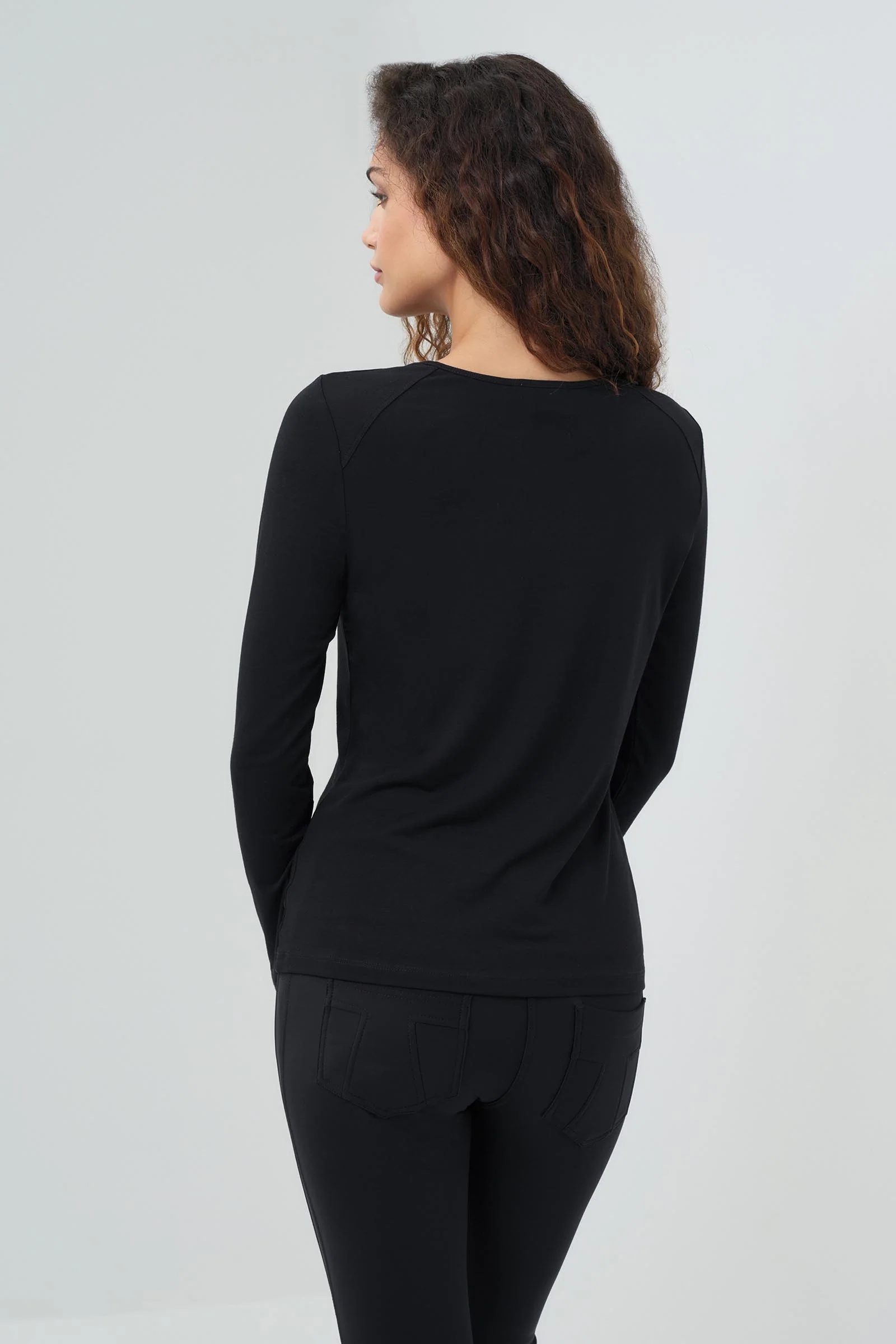 Tony Pima Cotton Long-Sleeve Top - Image 10